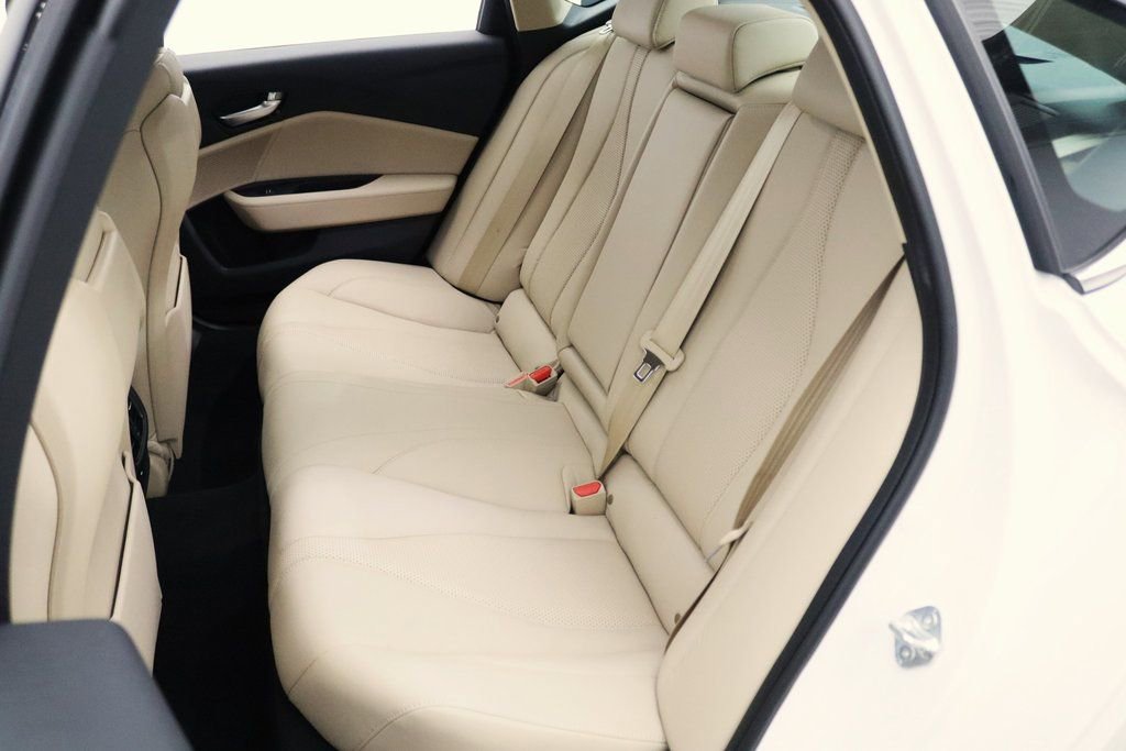 Certified 2025 Acura TLX w/ Technology Package image 10