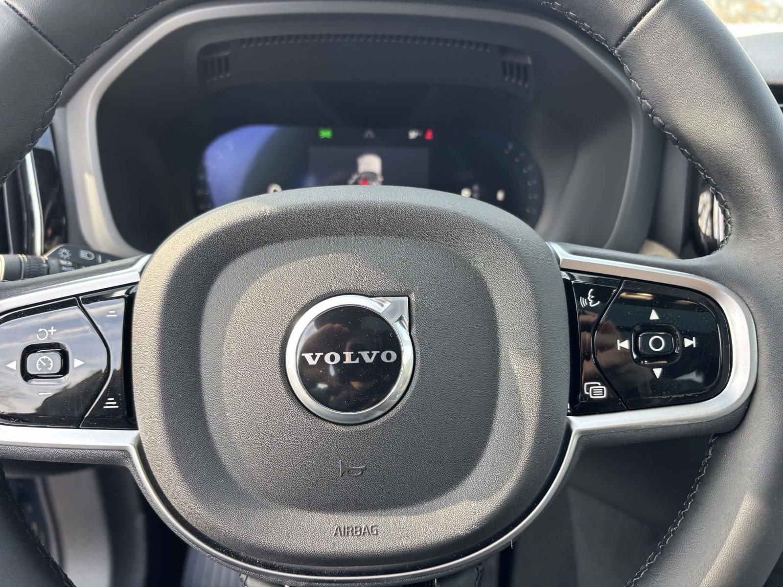 New 2026 Volvo XC60 B5 Plus w/ Protection Package Premier image 16