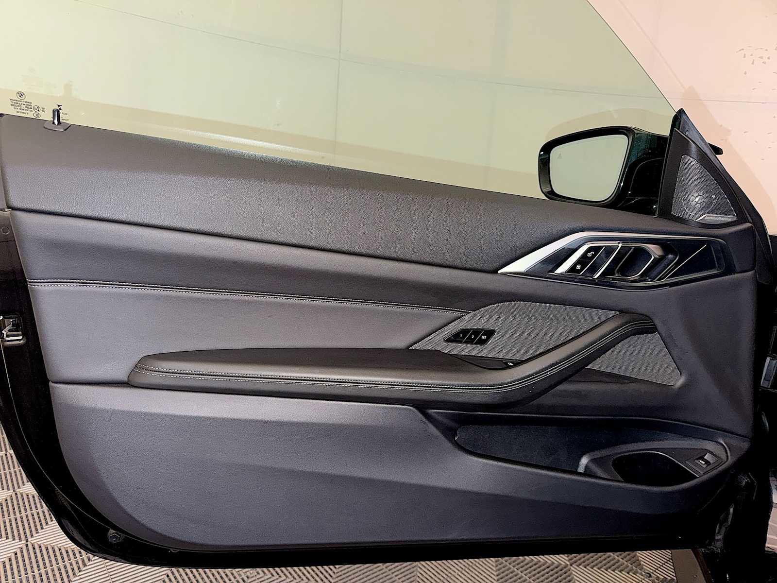 Used 2023 BMW M4 Competition w/ Executive Package image 11