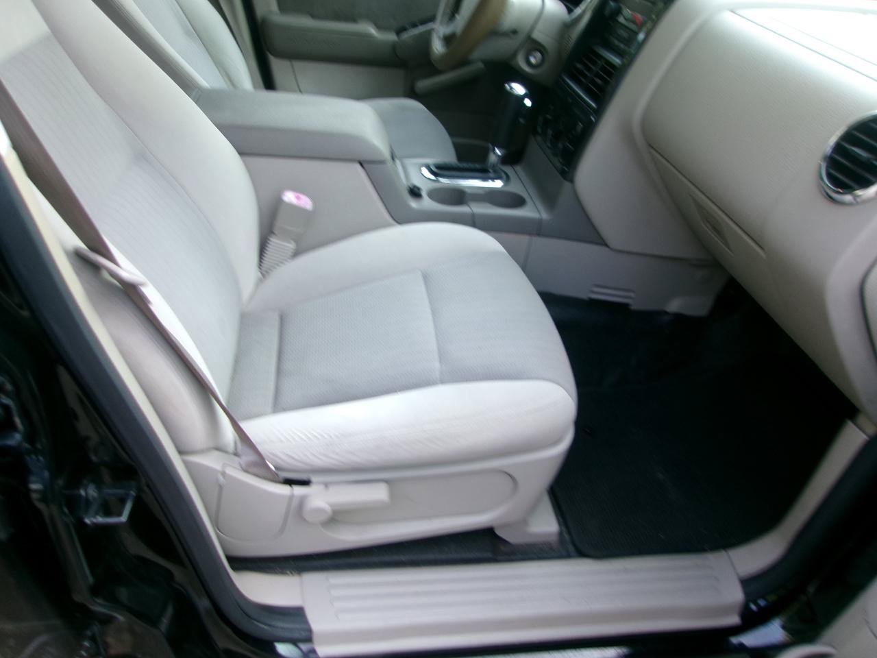 Used 2007 Ford Explorer Sport Trac XLT RWD image 5