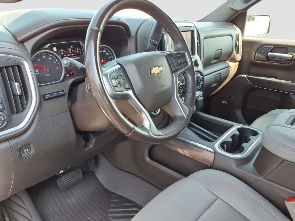 Used 2021 Chevrolet Silverado 1500 LTZ w/ Technology Package AWD/4WD image 12