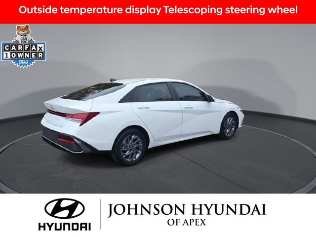 Certified 2024 Hyundai Elantra SEL image 9
