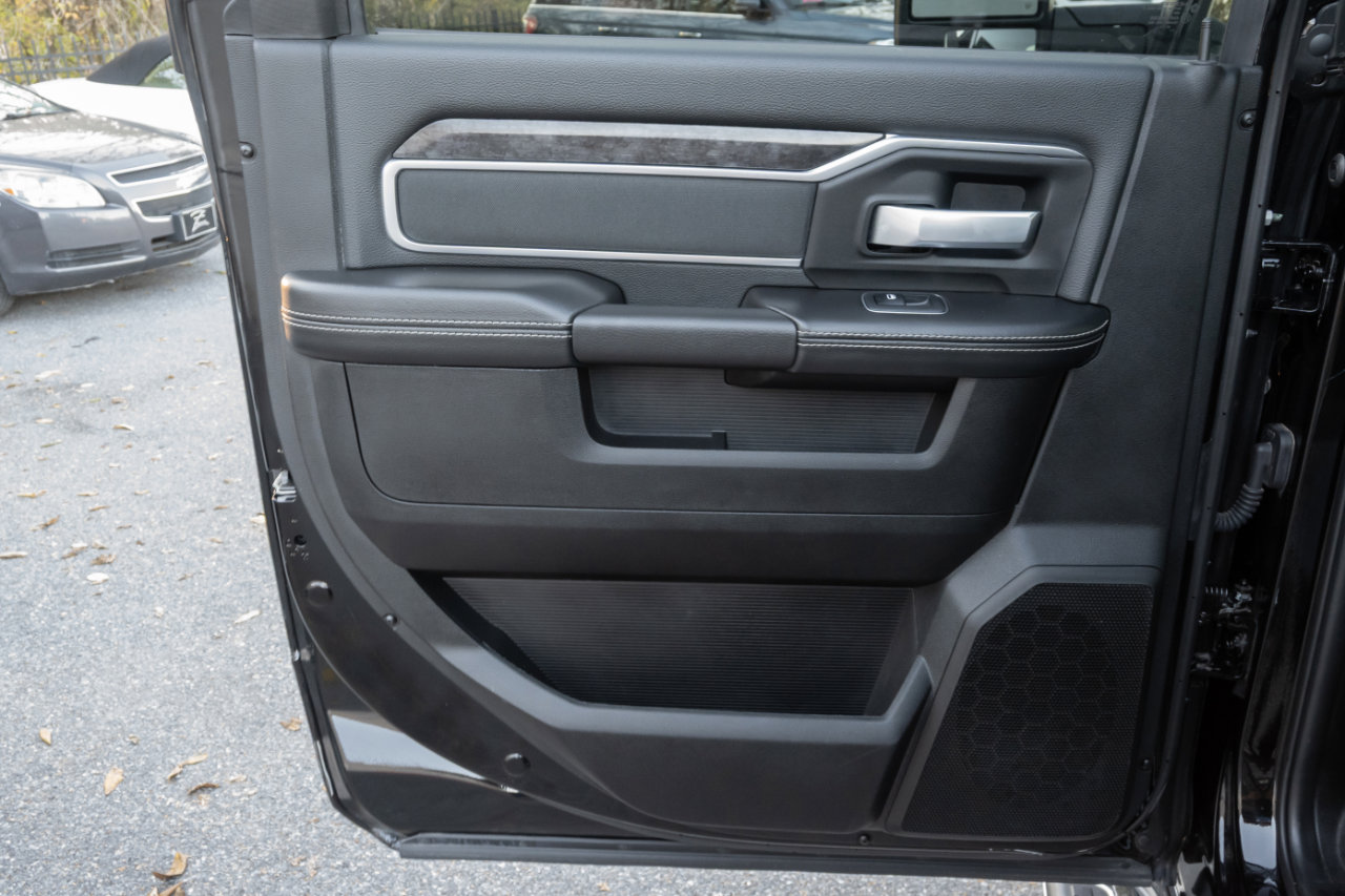 Used 2024 RAM 2500 Big Horn w/ Bed Utility Group image 18