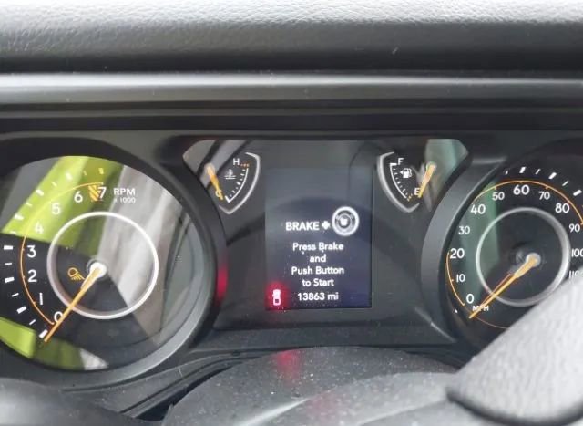 Used 2024 Jeep Gladiator Sport image 10