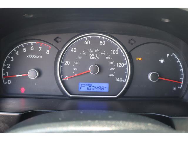 Used 2010 Hyundai Elantra GLS FWD image 15