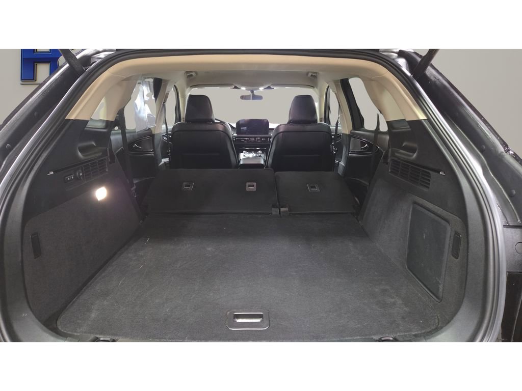 Used 2023 Lincoln Nautilus AWD image 26