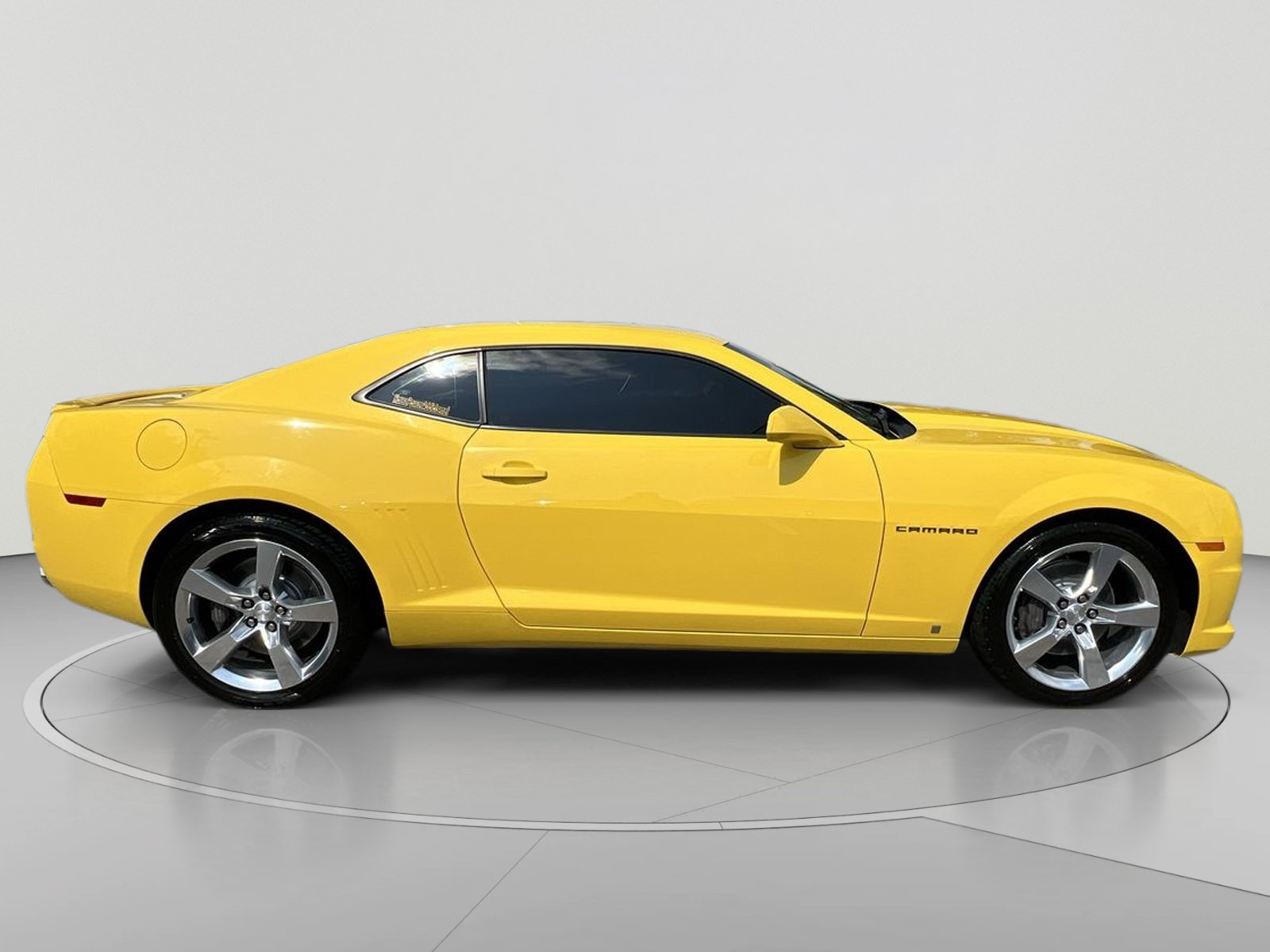 Used 2010 Chevrolet Camaro SS w/ RS Package RWD image 6