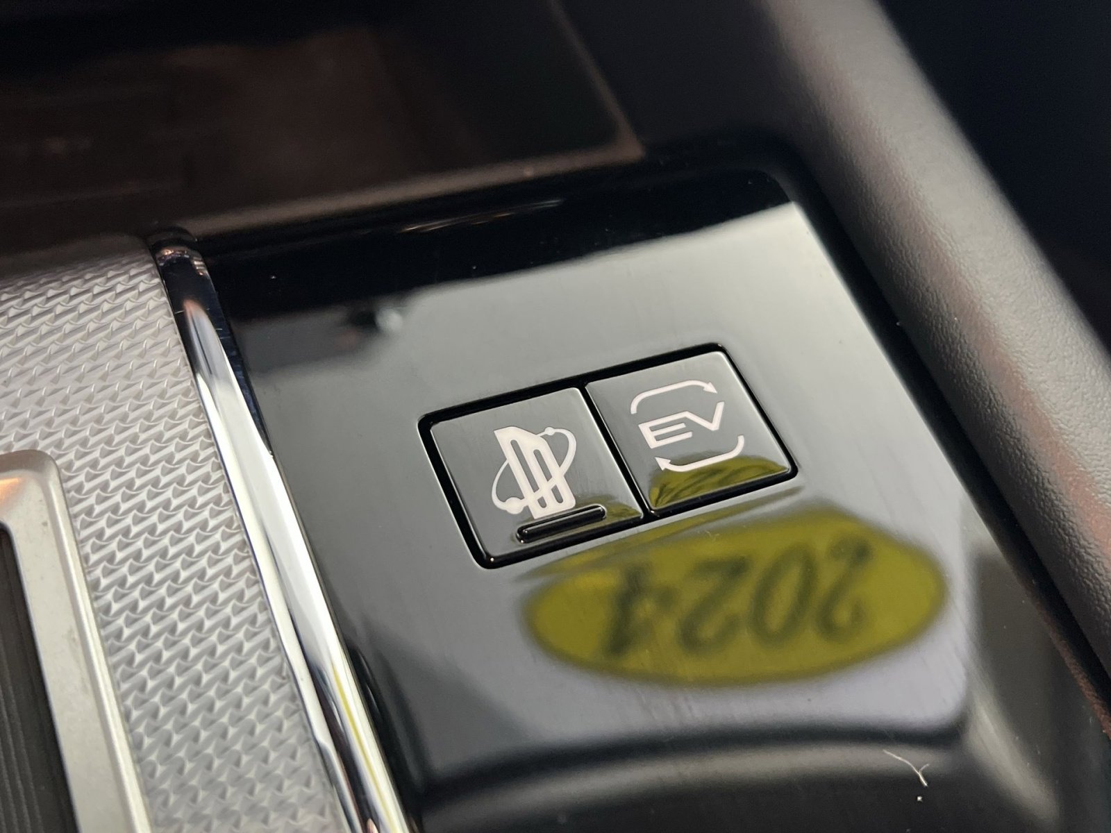 Used 2024 Mitsubishi Outlander SEL image 36