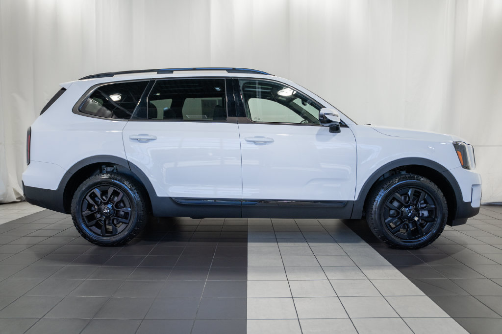 Used 2024 Kia Telluride SX X-Pro AWD/4WD image 3