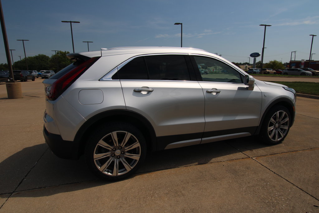 Used 2019 Cadillac XT4 Premium Luxury AWD/4WD image 5