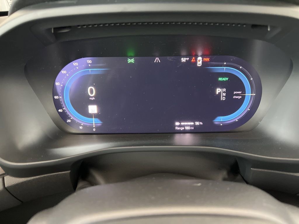 Used 2023 Volvo XC40 Recharge Ultimate w/ Protection Package Premier image 16