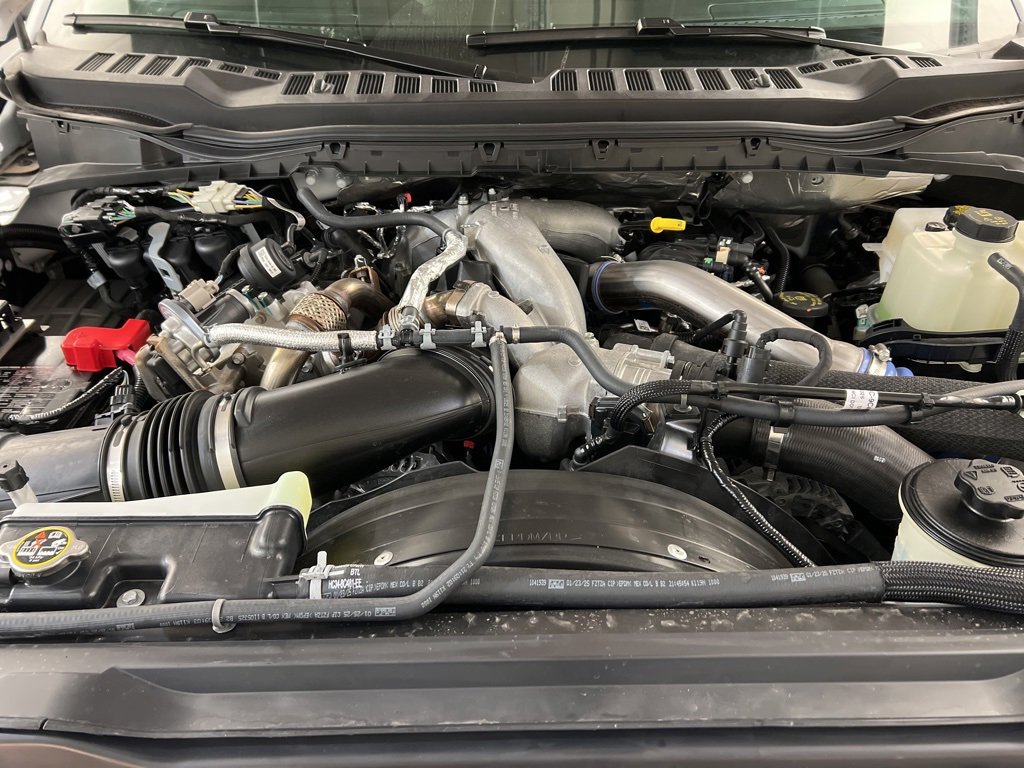 New 2025 Ford F550 4x4 Regular Cab Super Duty image 31