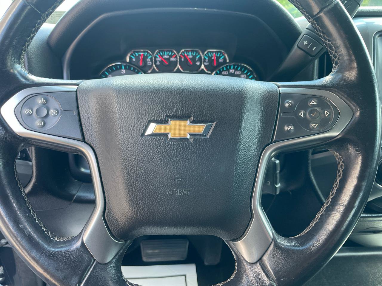 Used 2019 Chevrolet Silverado 1500 LT AWD/4WD image 24