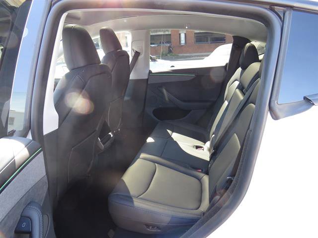 Used 2026 Tesla Model Y Long Range RWD image 16