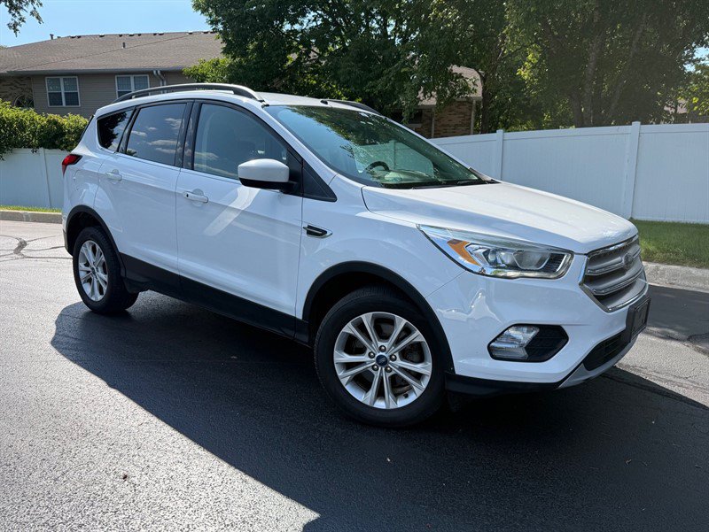 Used 2019 Ford Escape SEL AWD/4WD image 2