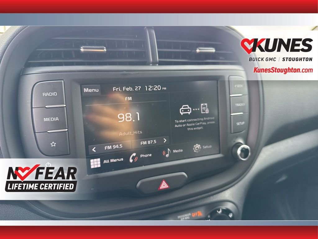 Used 2025 Kia Soul LX FWD image 29