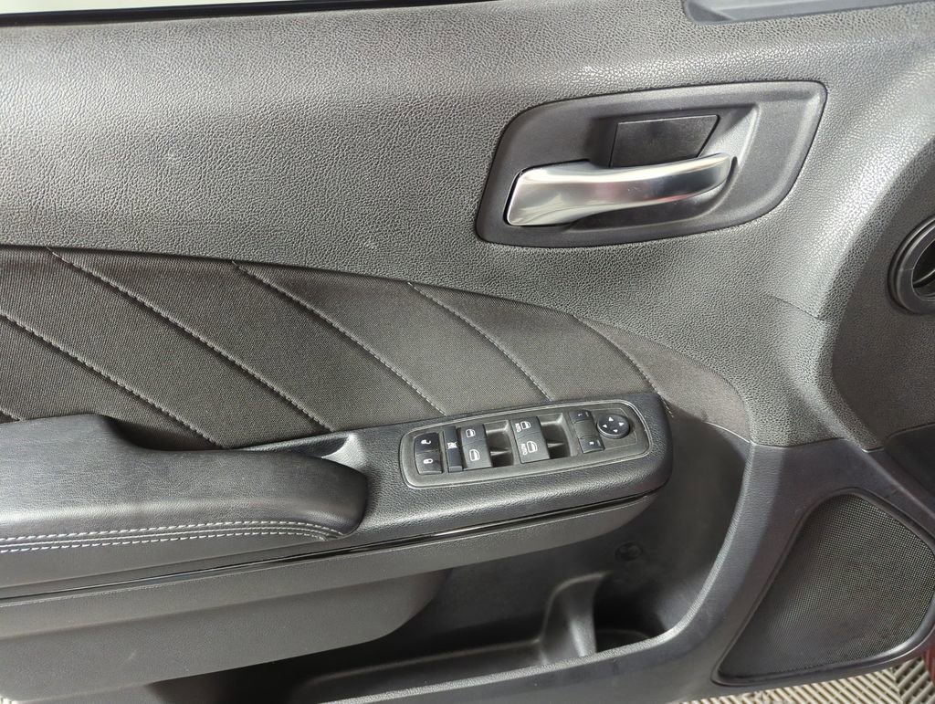 Used 2022 Dodge Charger GT w/ Blacktop Package image 9