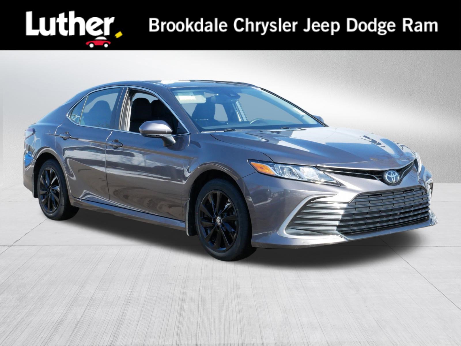 Used 2023 Toyota Camry LE w/ Convenience Package image 1
