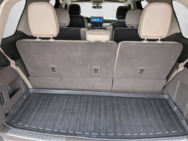 Used 2024 Lincoln Navigator Premiere image 20