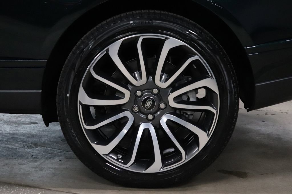 Used 2019 Land Rover Range Rover Long Wheelbase Autobiography image 40