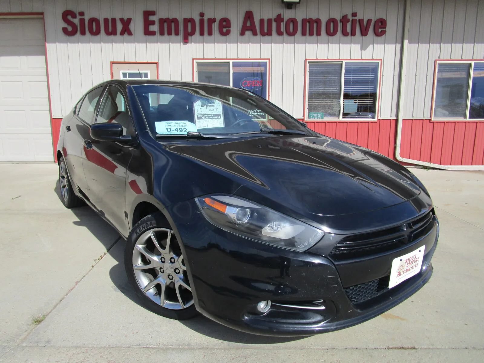 Used 2015 Dodge Dart SXT FWD image 1