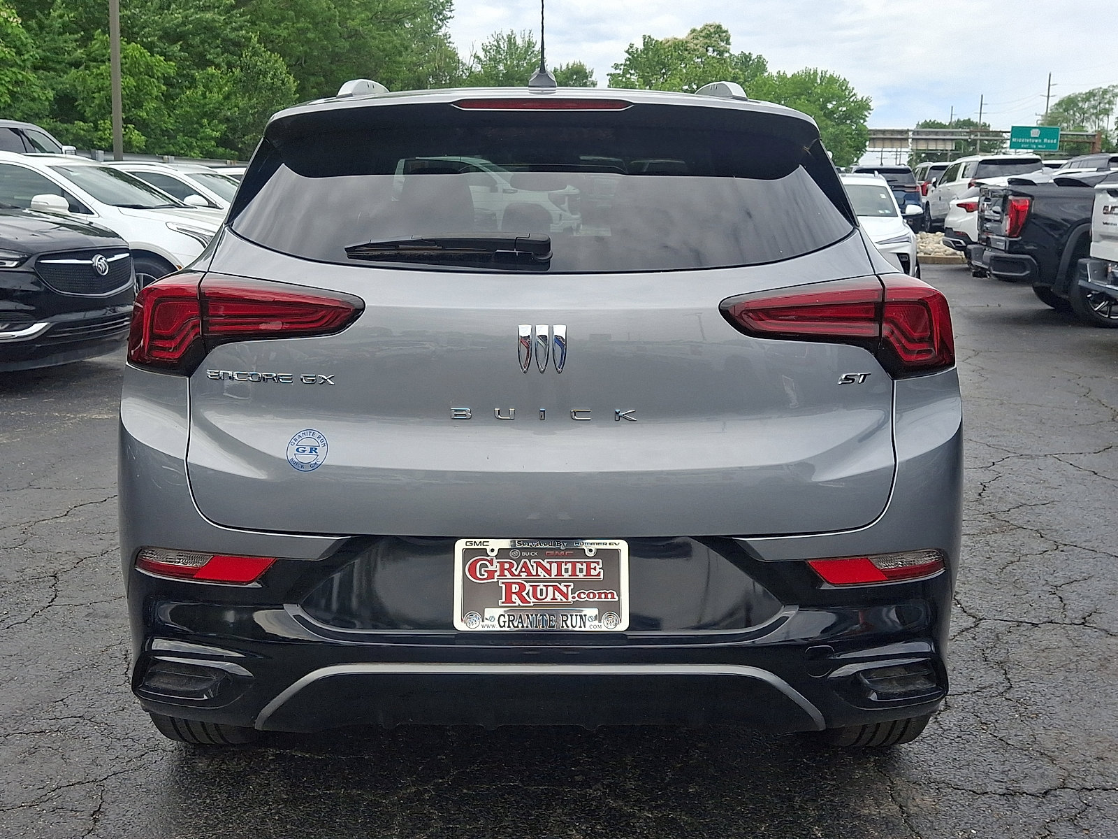 Used 2024 Buick Encore GX Sport Touring w/ Comfort Package FWD image 5