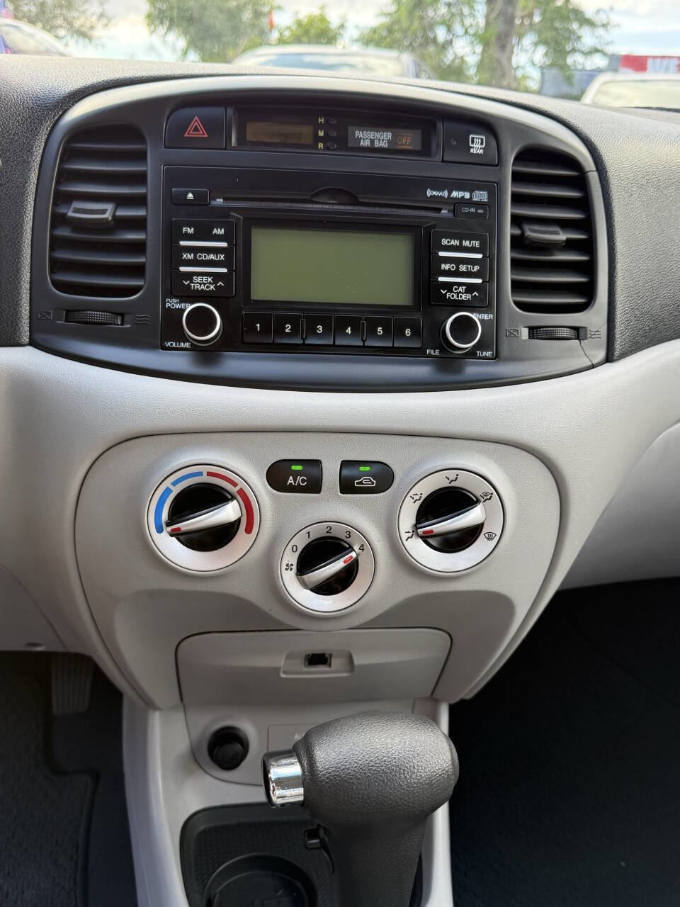 Used 2009 Hyundai Accent GLS w/ Popular Equipment Pkg 5 image 15