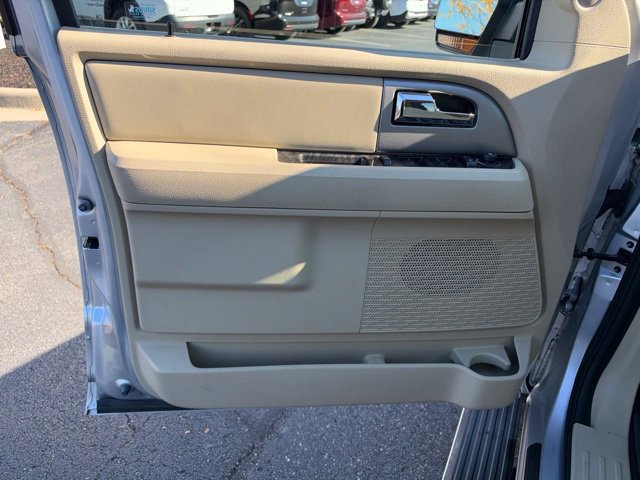 Used 2015 Ford Expedition EL Limited w/ Equipment Group 301A AWD/4WD image 27