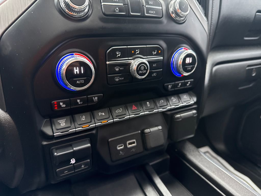 Used 2023 GMC Sierra 2500 Denali w/ Denali Black Diamond Edition image 37