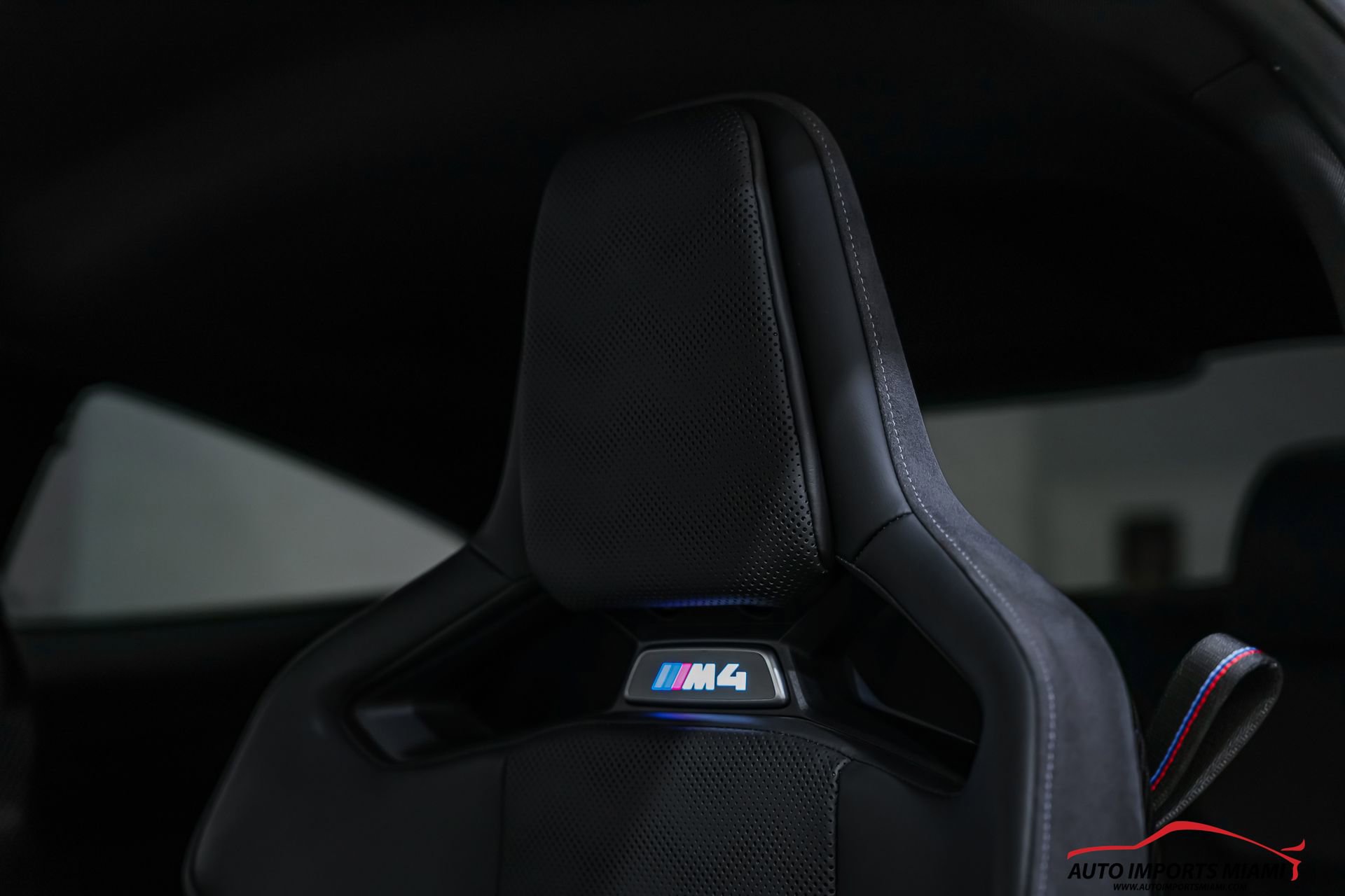 Used 2022 BMW M4 Coupe w/ M Carbon Exterior Package image 53