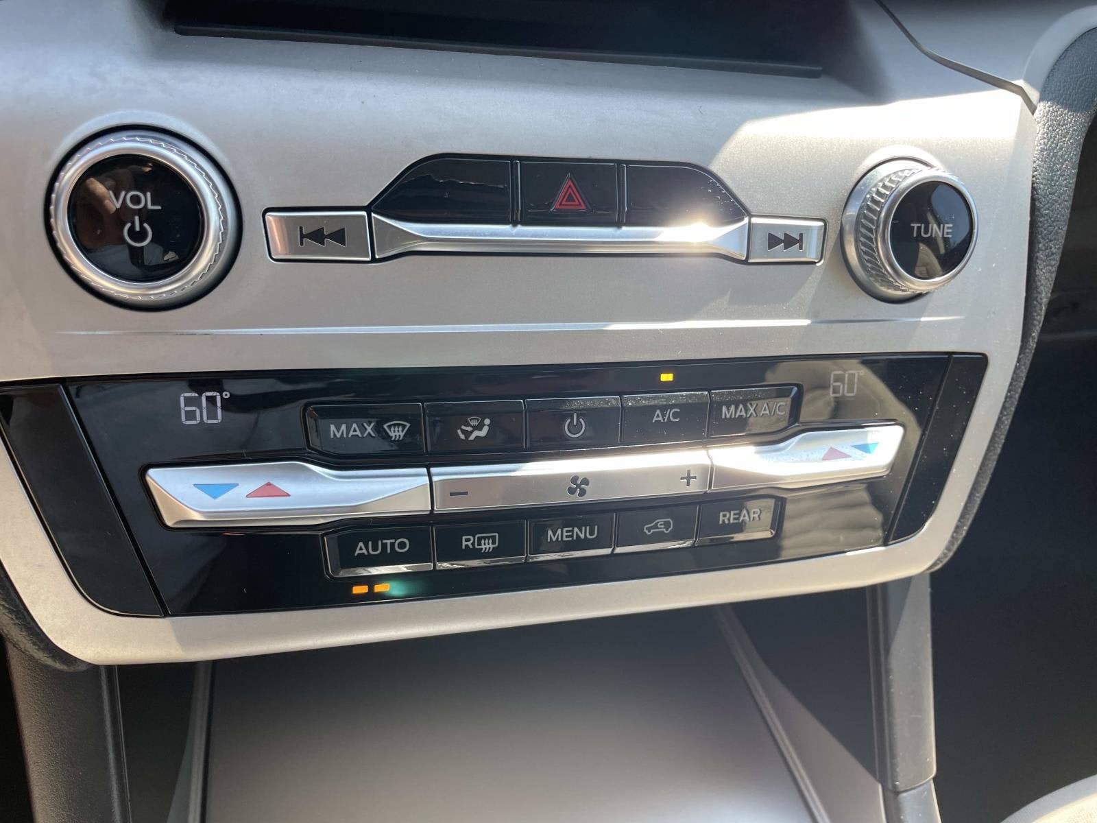 Used 2020 Ford Explorer XLT RWD image 20