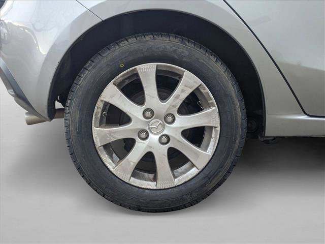 Used 2012 MAZDA MAZDA2 Touring image 6