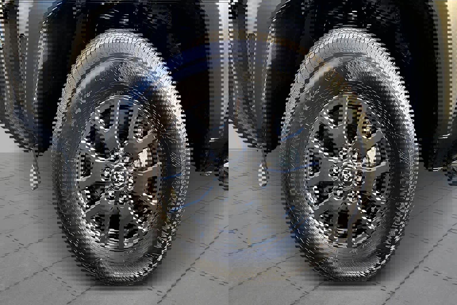 Used 2025 Toyota 4Runner SR5 image 10