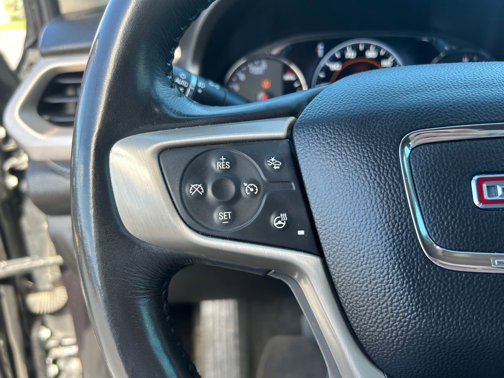 Used 2019 GMC Acadia Denali w/ Technology Package AWD/4WD image 21