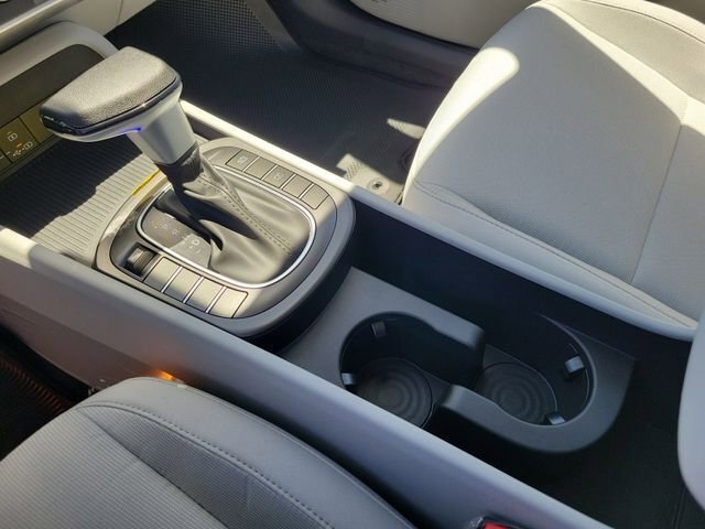 New 2026 Hyundai Kona SE FWD image 16