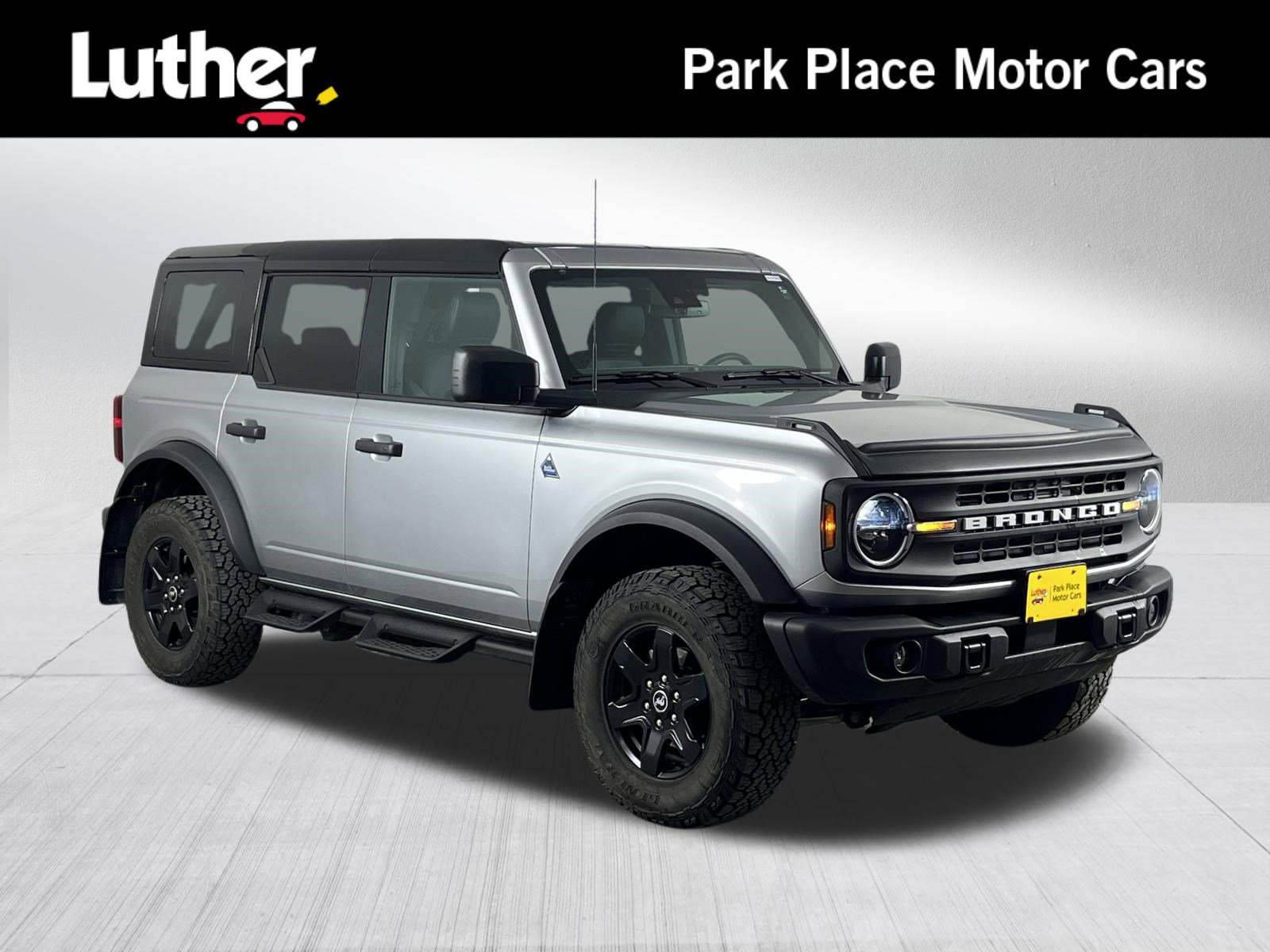 Used 2024 Ford Bronco Black Diamond image 1