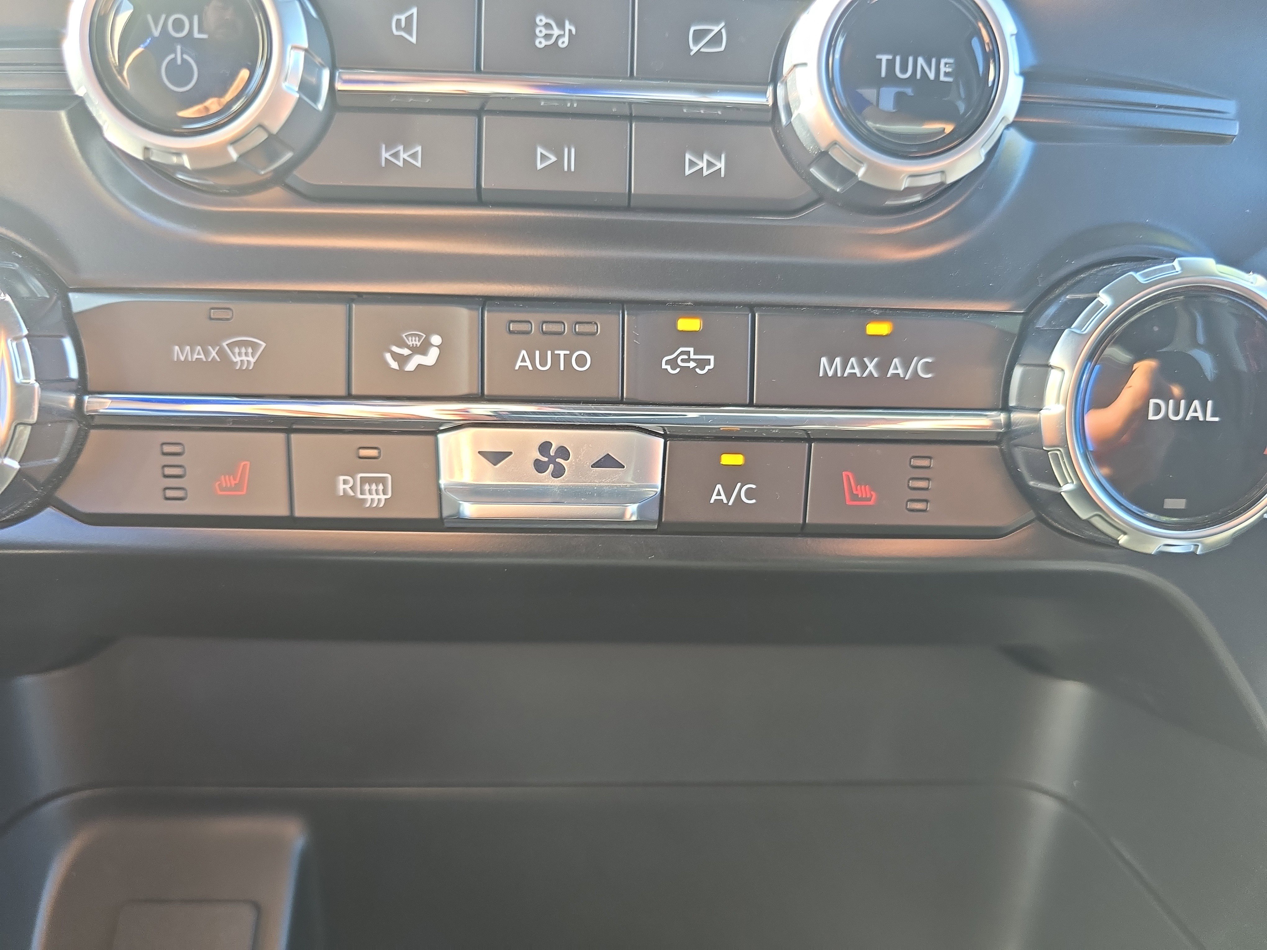 Used 2024 Ford F150 XLT w/ Equipment Group 302A MID image 33