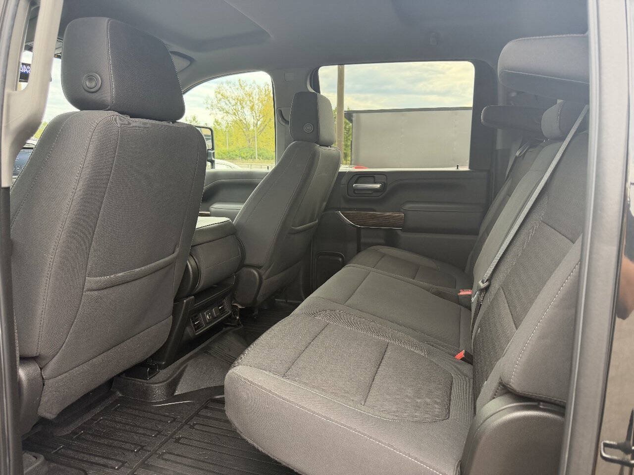 Used 2021 GMC Sierra 2500 SLE AWD/4WD image 10