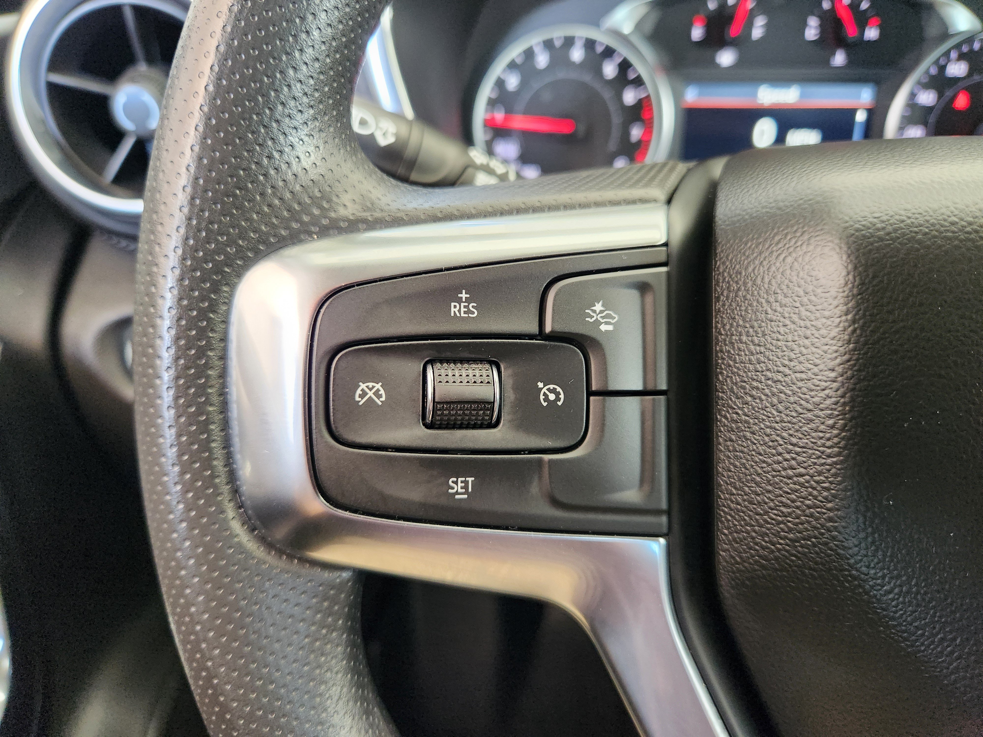 Used 2024 Chevrolet Blazer LT w/ Convenience Package FWD image 30