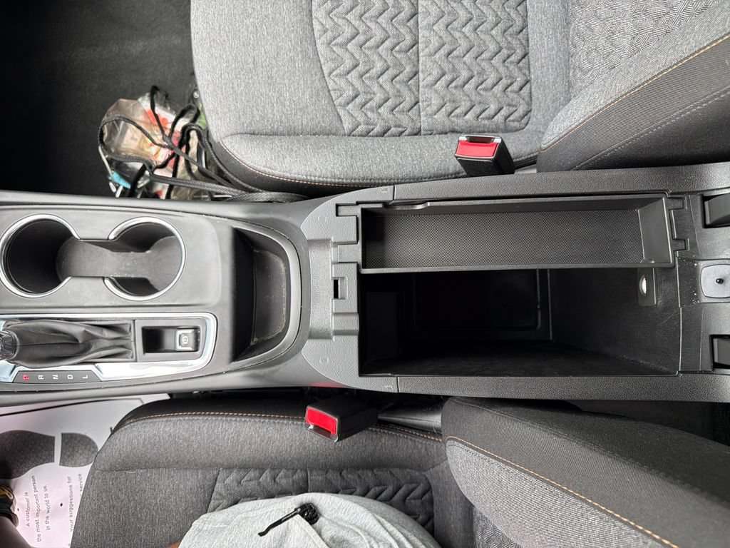 Used 2024 Chevrolet Equinox LT FWD image 22