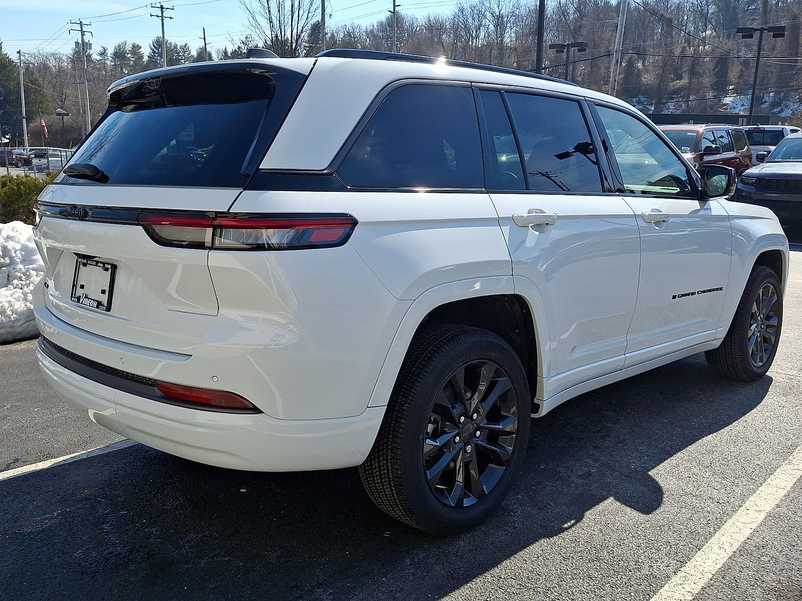 New 2026 Jeep Grand Cherokee Limited Reserve image 3
