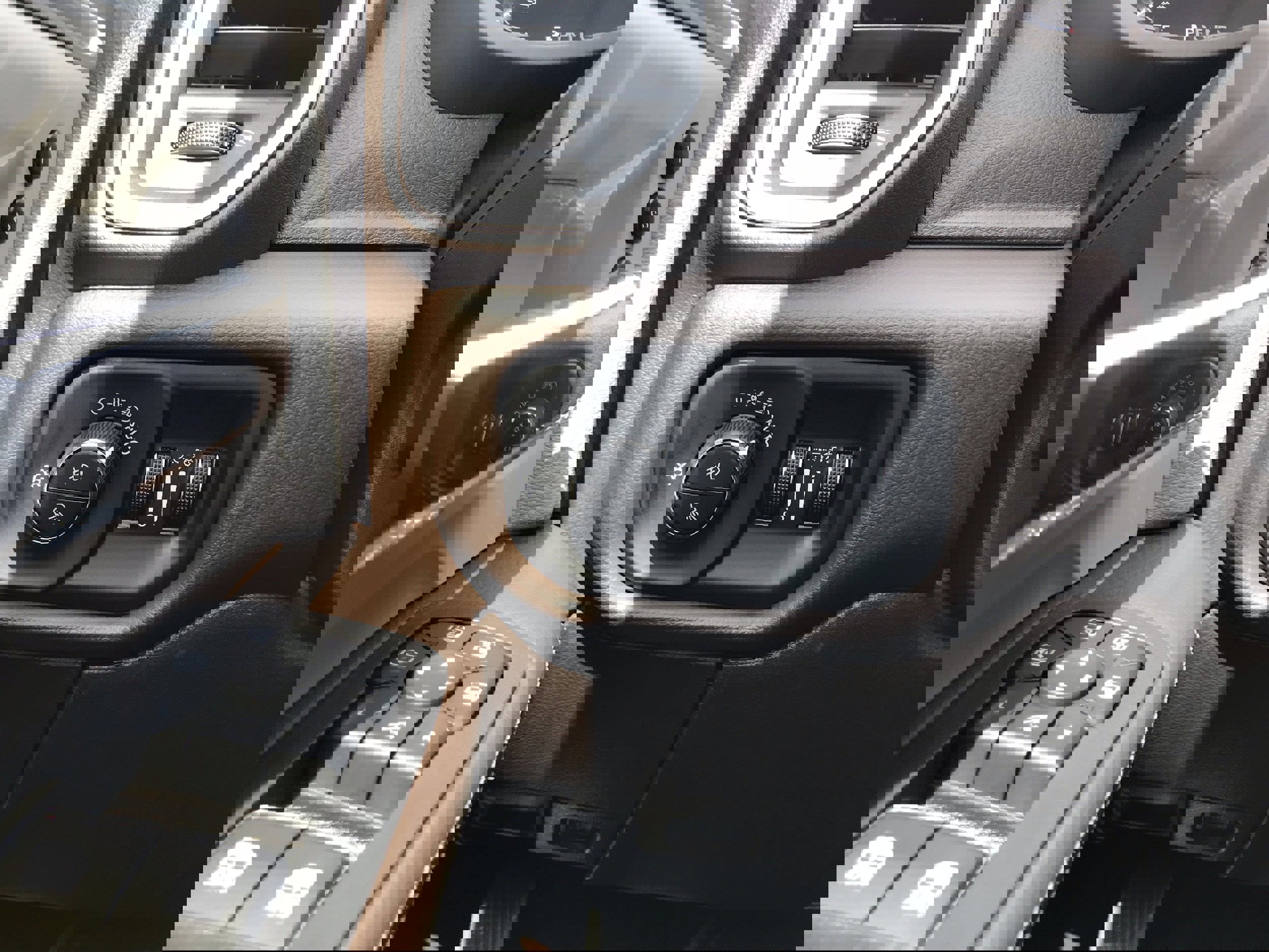 New 2025 RAM 2500 Laramie image 29