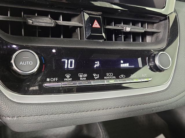 Used 2023 Toyota Corolla SE image 19