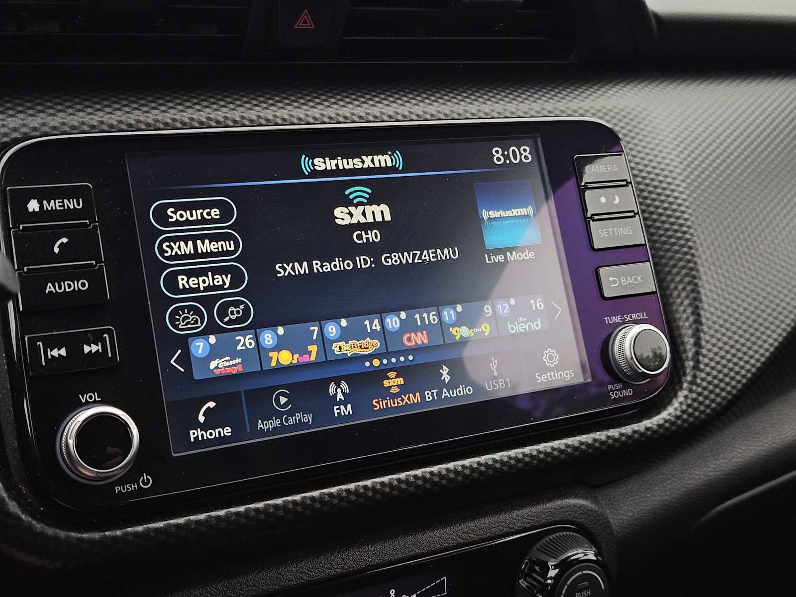 Used 2022 Nissan Kicks SV FWD image 17