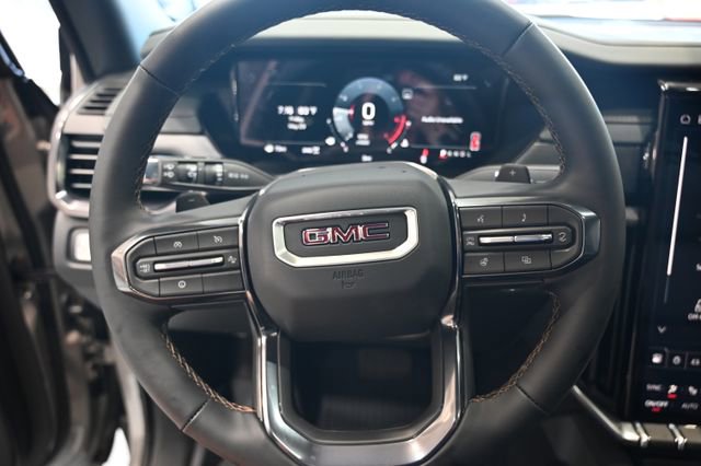 New 2026 GMC Acadia AT4 w/ Luxury Package AWD/4WD image 22