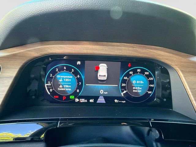 Used 2024 Volkswagen Atlas SE AWD/4WD image 31