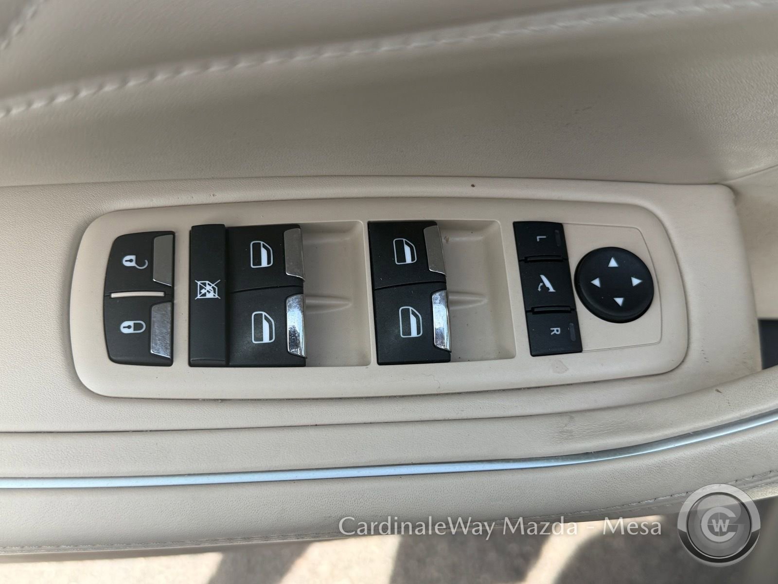 Used 2019 Maserati Levante GranLusso AWD/4WD image 18