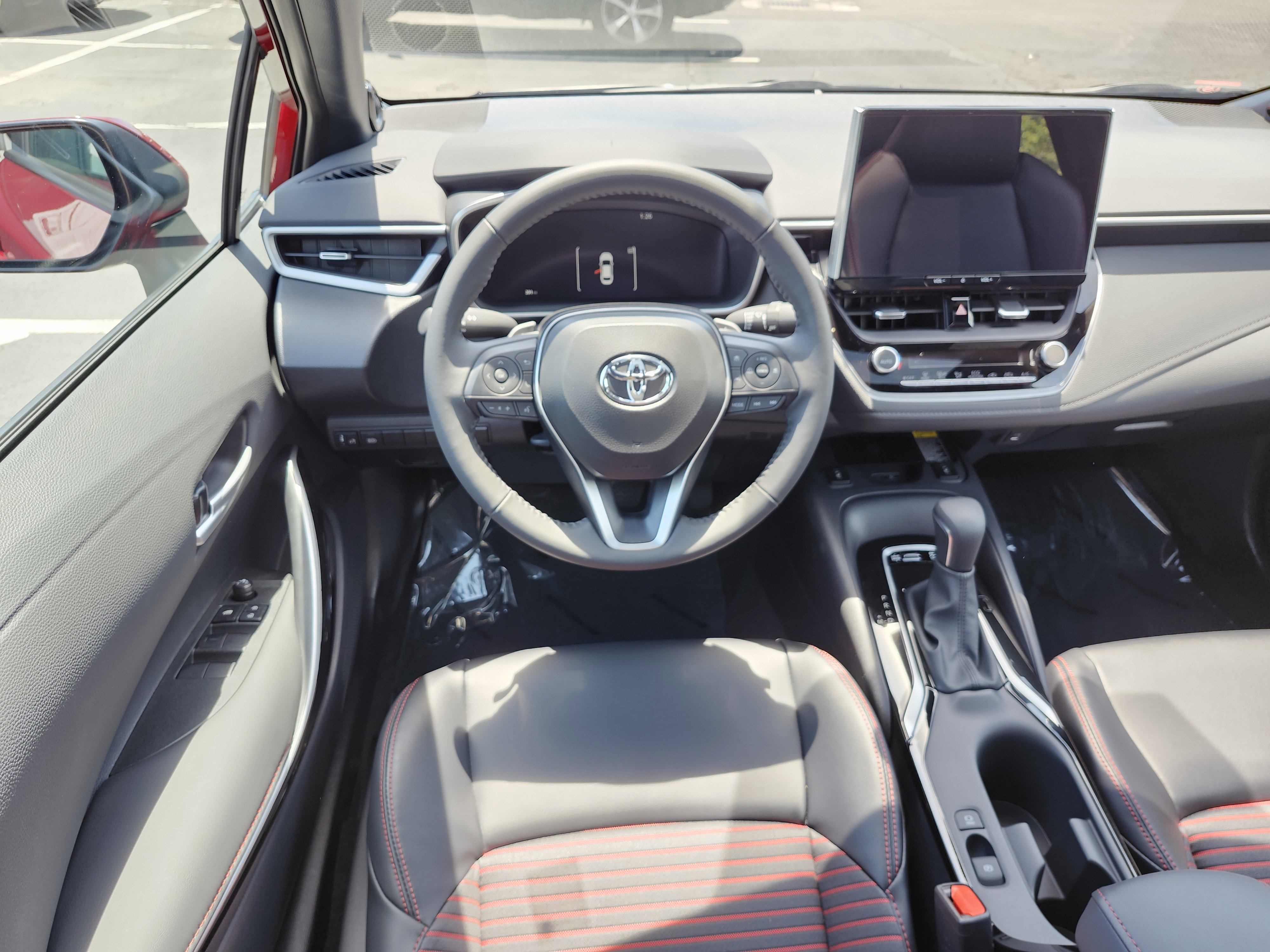 Used 2026 Toyota Corolla XSE FWD image 31