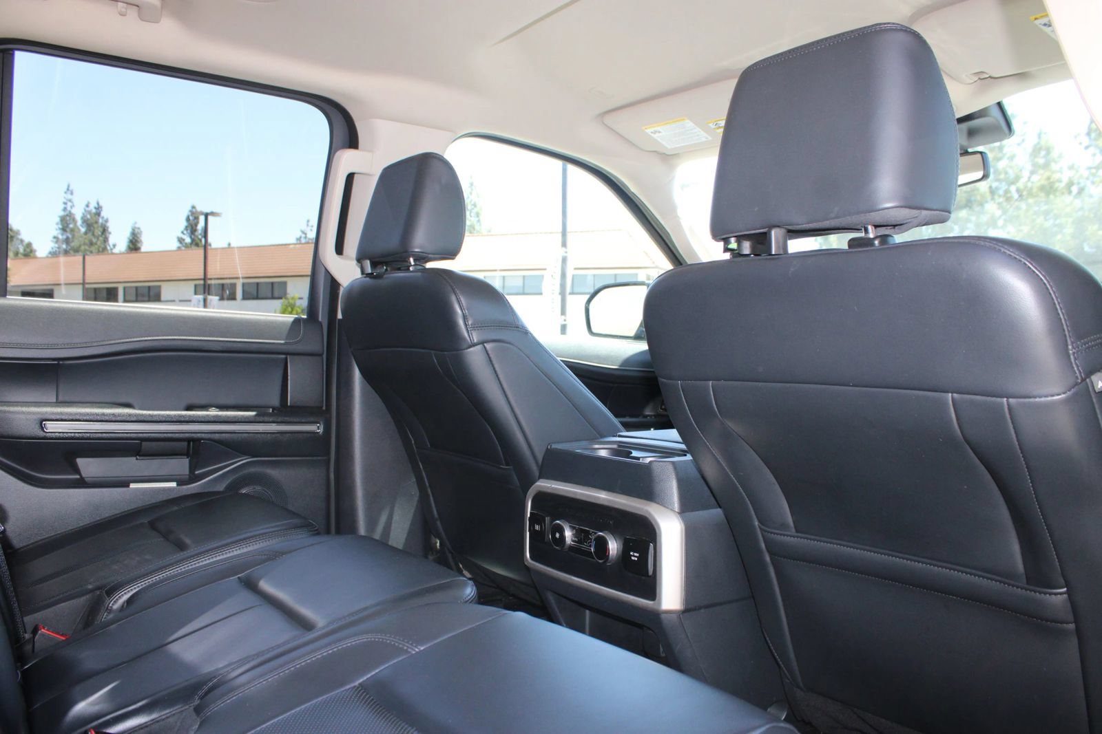 Used 2024 Ford Expedition Max XLT RWD image 15