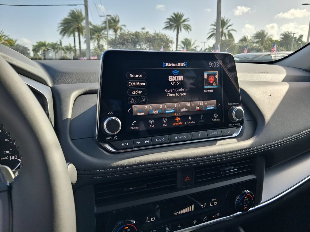 Used 2026 Nissan Rogue SV FWD image 21